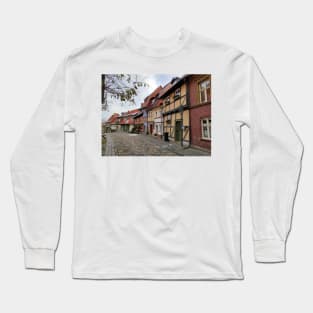 Half-timbered house in Quedlinburg Long Sleeve T-Shirt